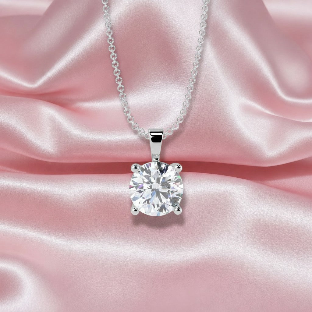 0.80ct Solitaire Round Diamond Pendant With Chain Crafted In White Gold