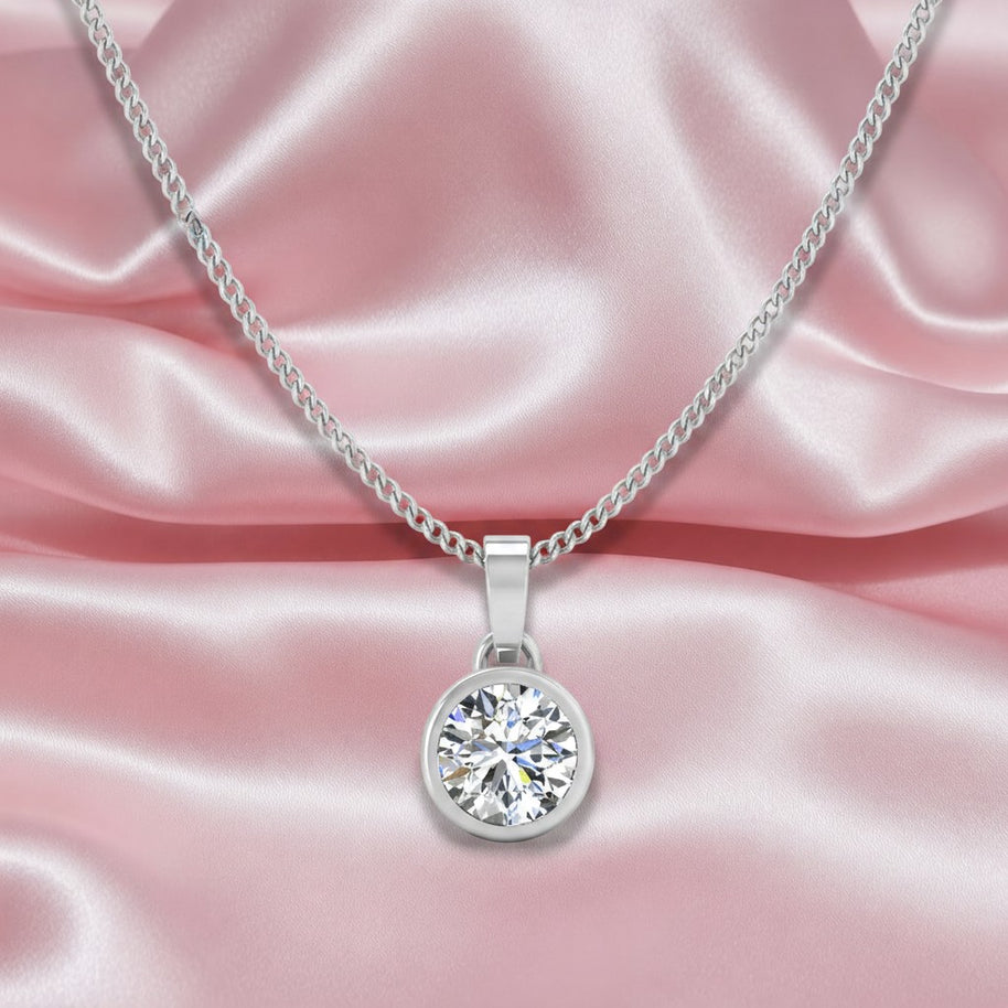 100% Natural 0.50 Ct Round Diamond Solitaire Pendant 18k Gold