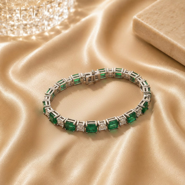 18k White Gold Green Emerald And Asscher Cut Diamond Tennis Bracelet - D-e/vs 20.00 Ct