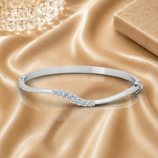 1.00 Ct Four Claw Set Natural Round Diamond Bangles In 18k Gold- F/vs