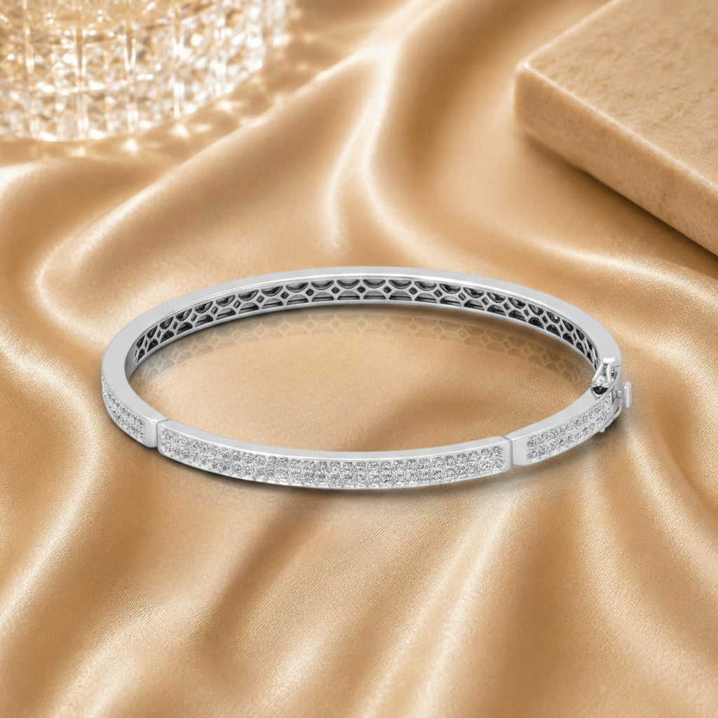 1.00 Ct Natural Round Diamond Pave Set Bangles Bracelet In 18k White Gold