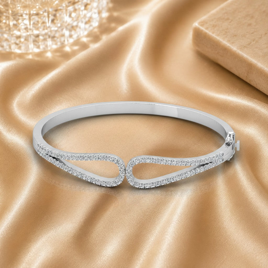 F/vs 1.00 Ct Natural Round Diamond Micro Pave Set Bangles In 18k Gold