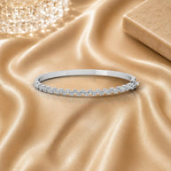 1.00 Ct F/vs Natural Round Diamond Claw Set Bangles In 18k Gold