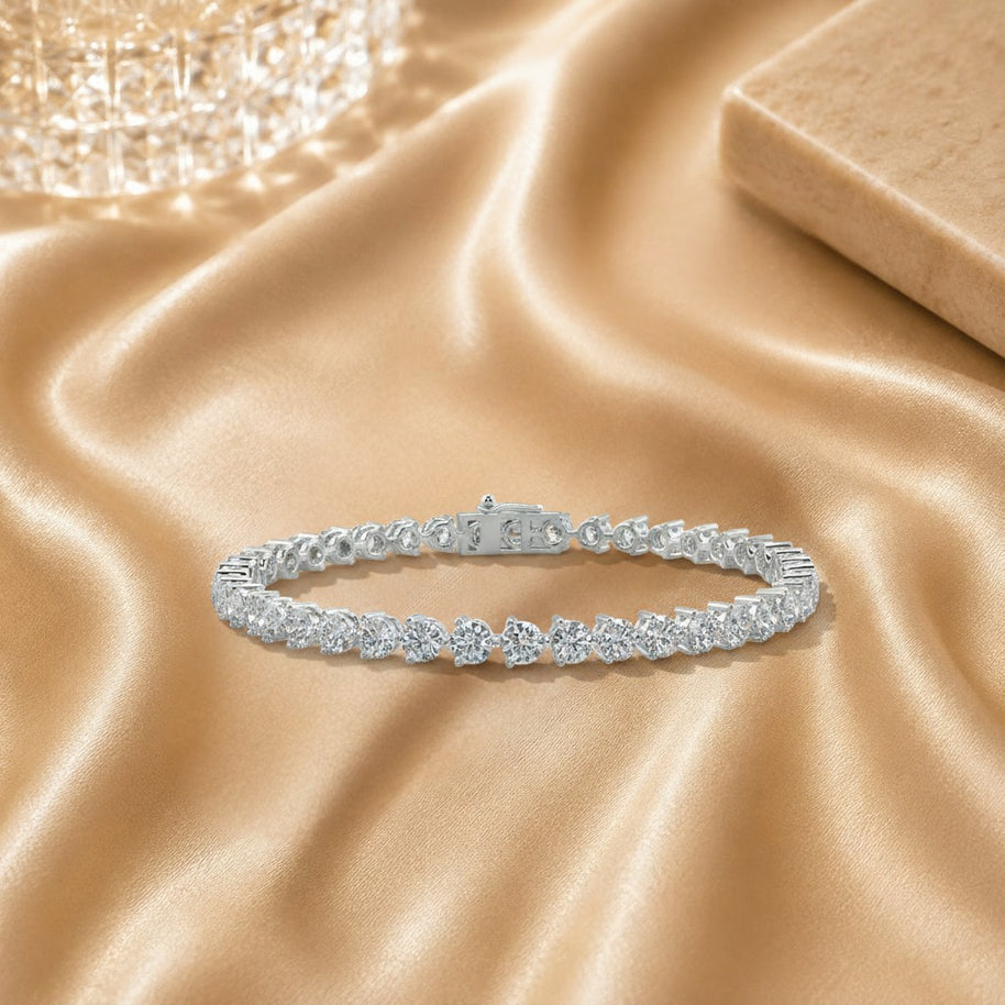 5.00ct D/vs Three Prong Round Diamond Tennis Bracelet In Platinum