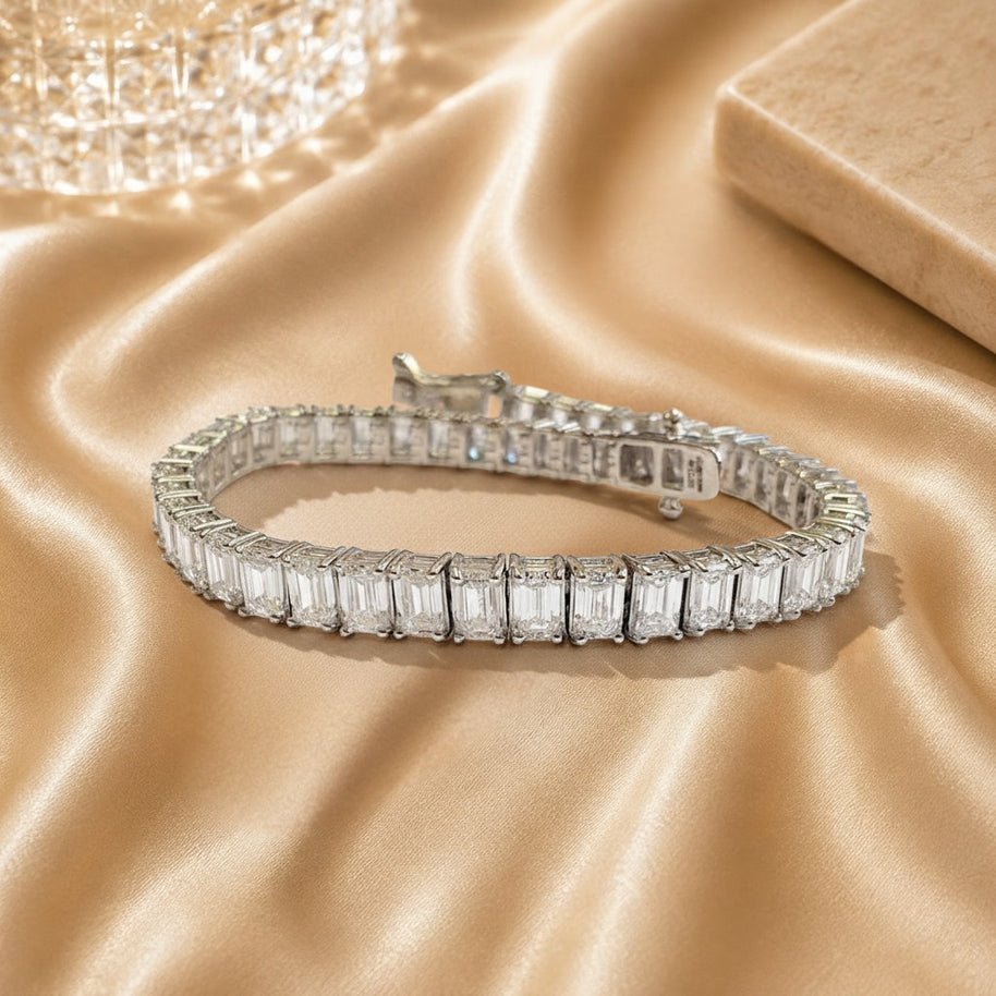 13ct F/vs Natural Emerald Cut Diamond Bracelet In Platinum