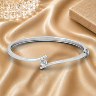 0.40 Ct F/vs Natural Round Diamond Bezel Set Bangles In 18k Gold