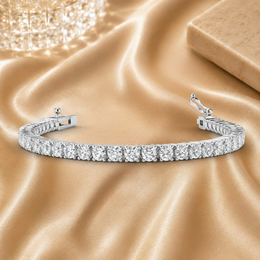 Gia Certified 11.89ct Round Diamond Claw Set Tennis Bracelet In Platinum (950)